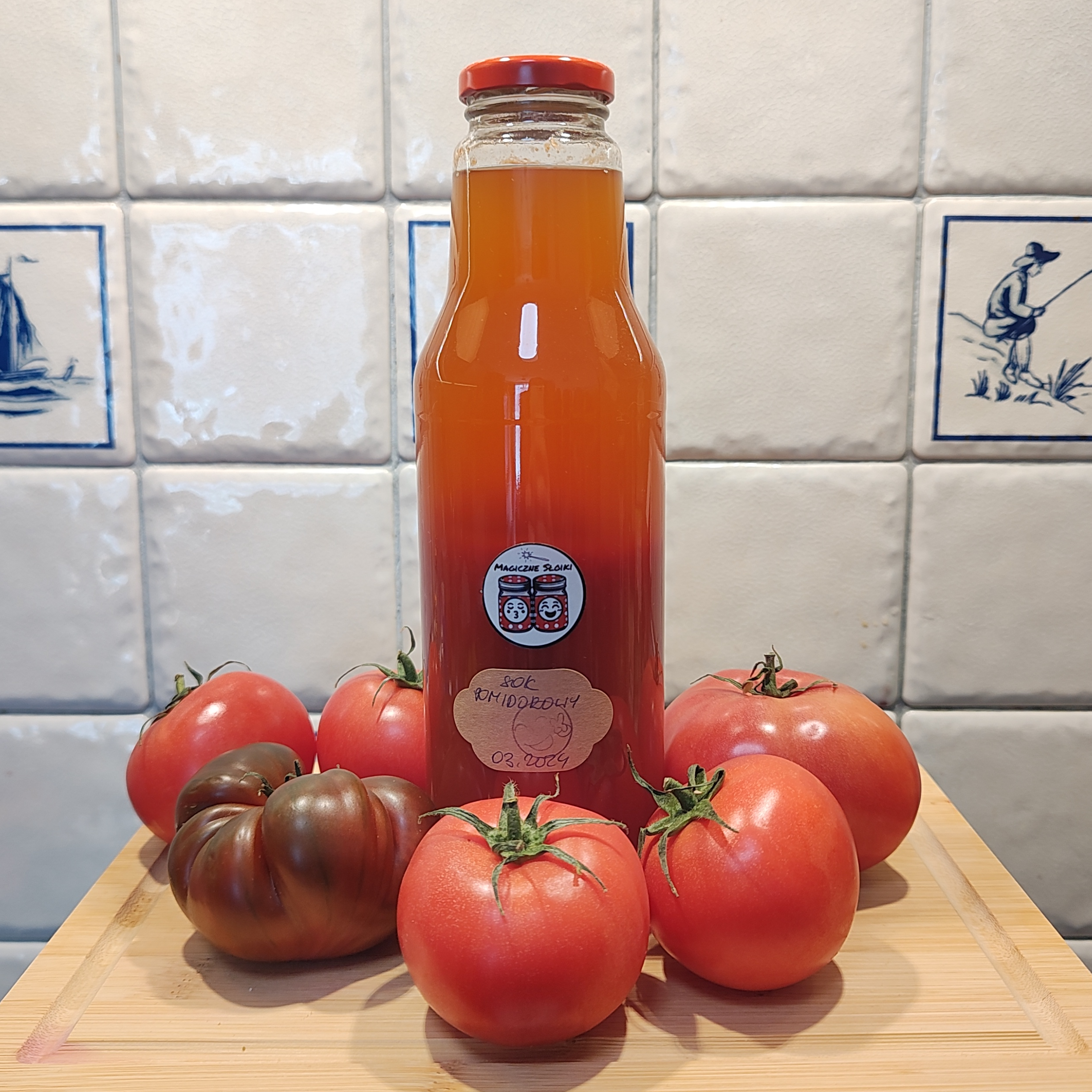naturalny sok pomidorowy bez dodatków, 100 % sok pomidorowy, pojemność 750 ml